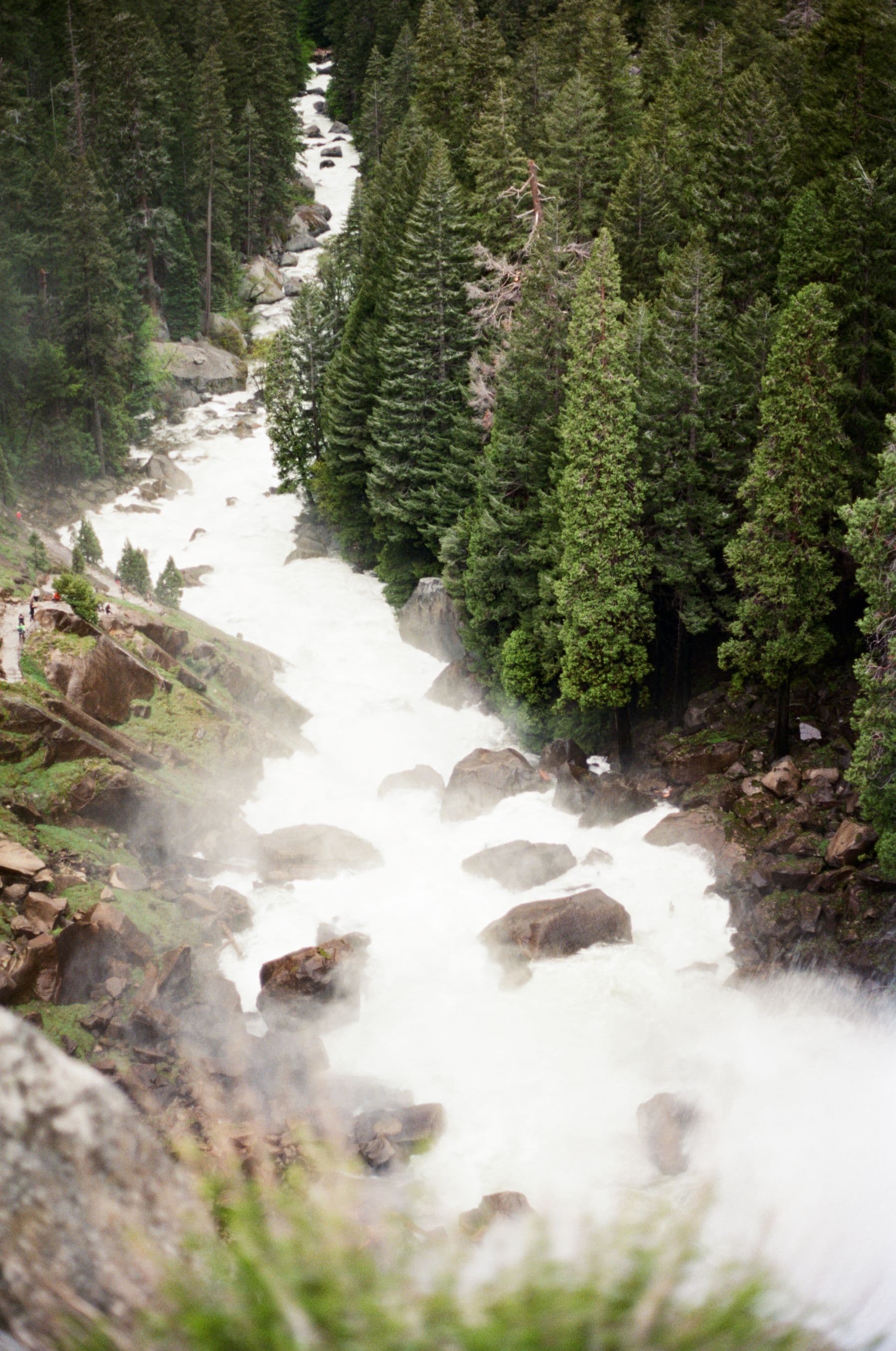 https://file.garden/Z_cwVckjxktxt8Cu/portfolio/river.jpg